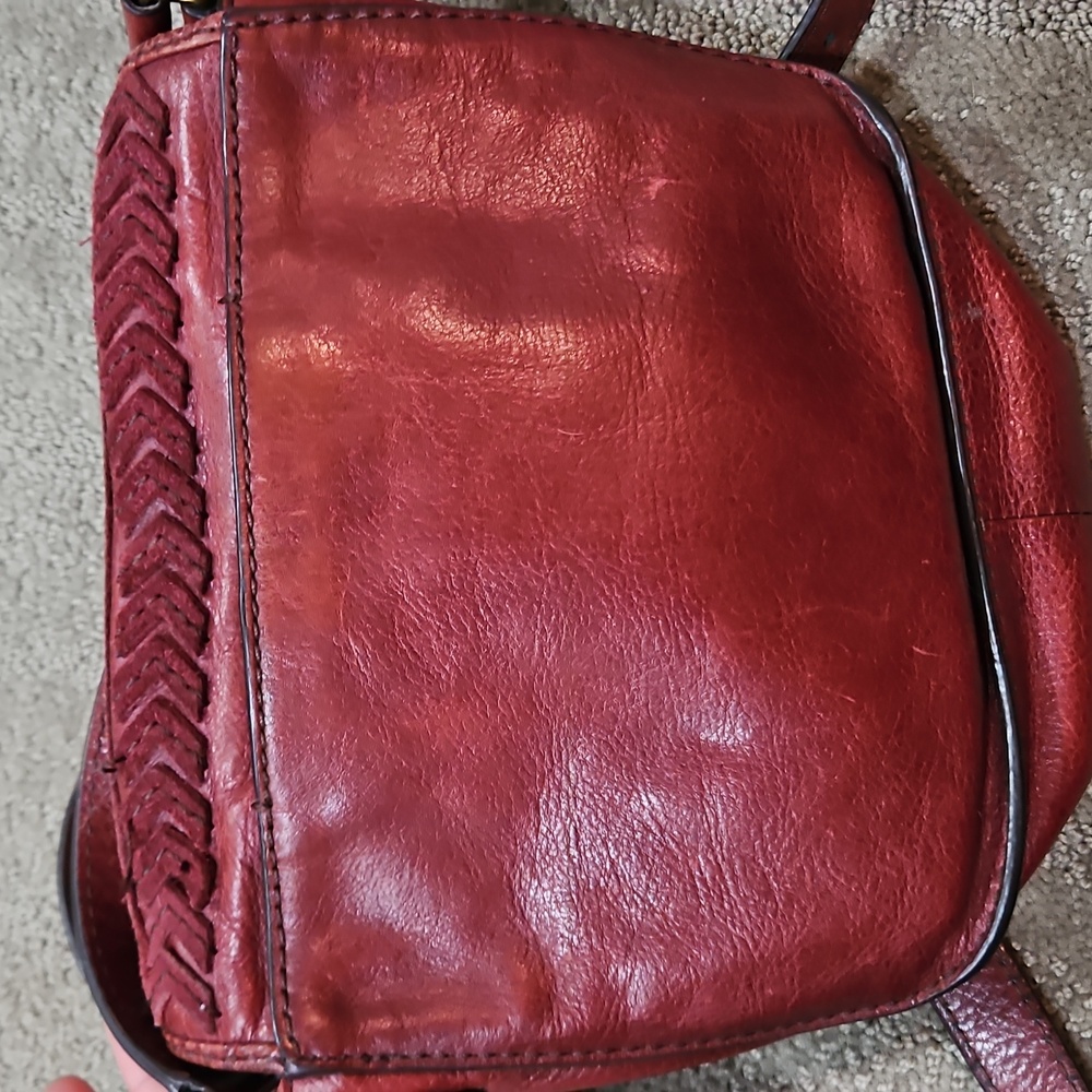 FOSSIL Emi Wine Leather Saddle Bag Crossbody Large Tassel - Picture 5 of 7